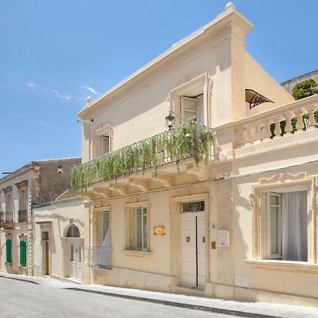 A Marchisa -Noto- Aparthotel Exterior foto