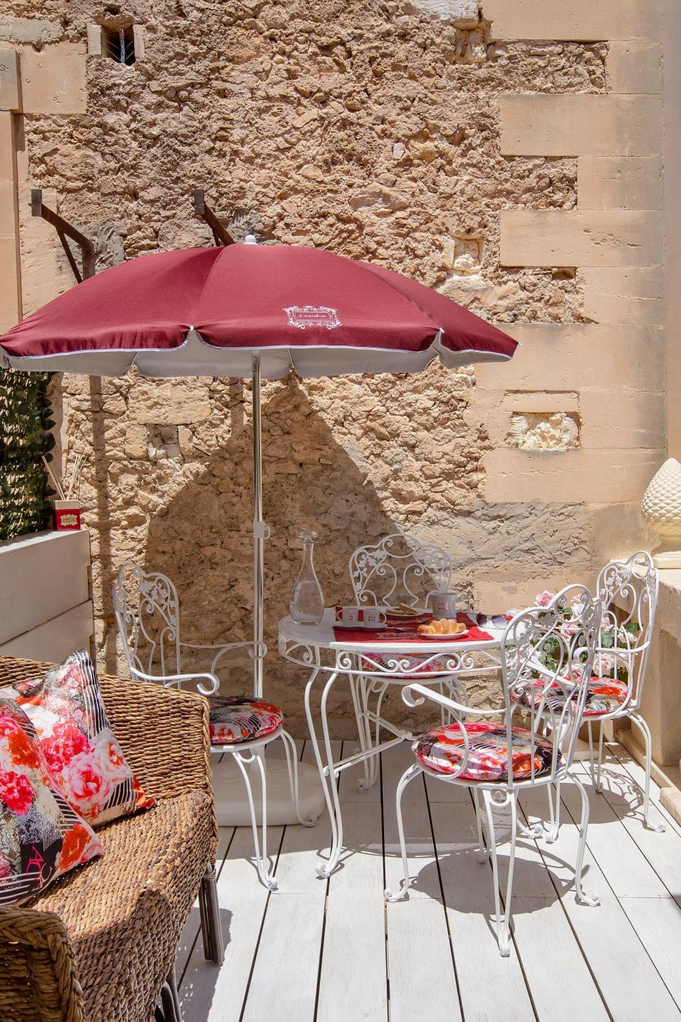 A Marchisa -Noto- Aparthotel Exterior foto