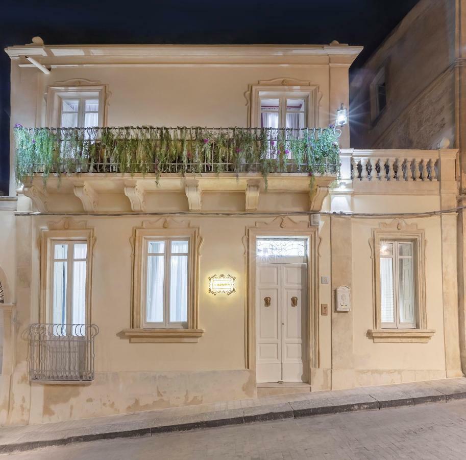 A Marchisa -Noto- Aparthotel Exterior foto